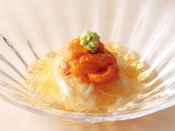 長いもそうめん うにのせ、だしジュレ