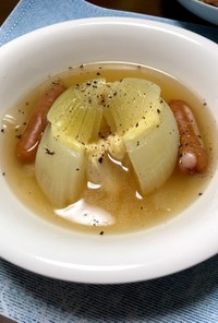 炊飯器DEとろ〜チーズ丸ごと玉ねぎスープ