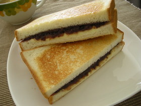 あんことチーズのハーモニー♪ホットサンド