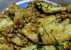 焼きあぶらげの納豆炒り