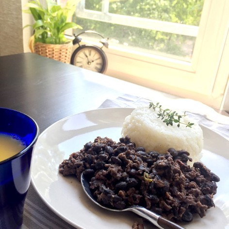 【メキシコ料理】黒豆と岩塩のチリコンカン