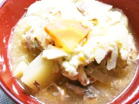旬❢鯖缶と玉子のふわふわたけのこ汁