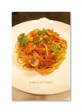 ツナとトマトのパスタ♪ブッタネスカ風♪