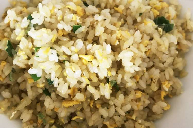 パラパラ ネギにんにくチャーハン レシピ 作り方 By 虹の音 クックパッド 簡単おいしいみんなのレシピが352万品