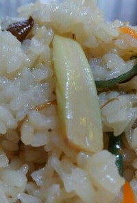 食べ過ぎ注意‼もち米なしで山菜おこわ❤