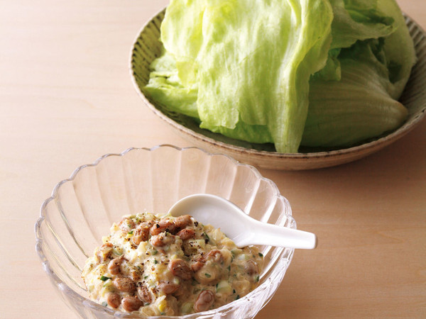 納豆ディップのレタス包み