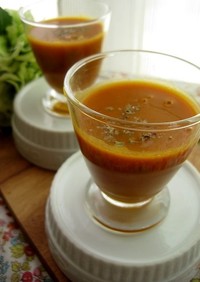 南瓜と野菜ジュースの冷製スープ