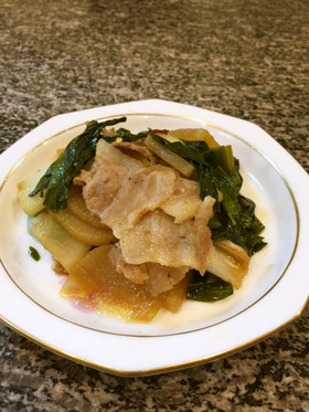 美味しすぎ♪大根と豚バラのオイスター煮