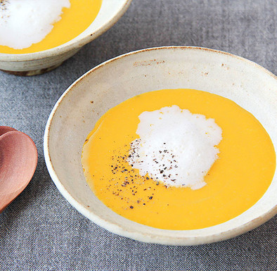 つぶつぶ冷製かぼちゃ糀甘酒スープの写真