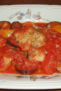 こんがり白身魚のトマト煮
