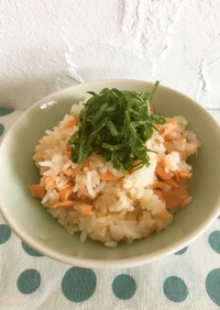簡単♬鮭の炊き込みご飯　大和酵素（本草）