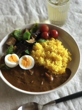 なすとピーマンの焼肉のたれソテー添え