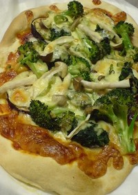 ハニー生地の野菜ピザ