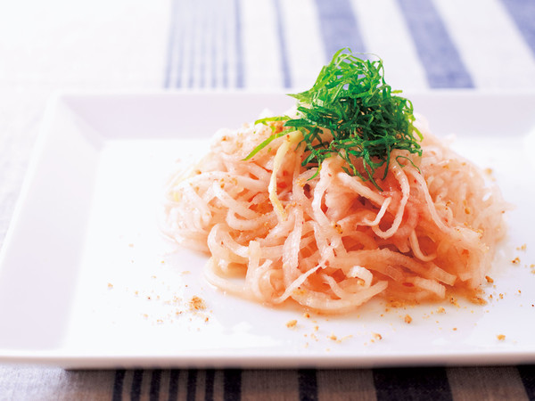 梅と大葉と大根のパスタ