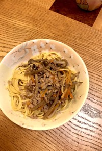 ゴボウときのこのスパゲティ