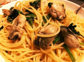 男の料理〜!牡蠣とほうれん草のパスタ〜!