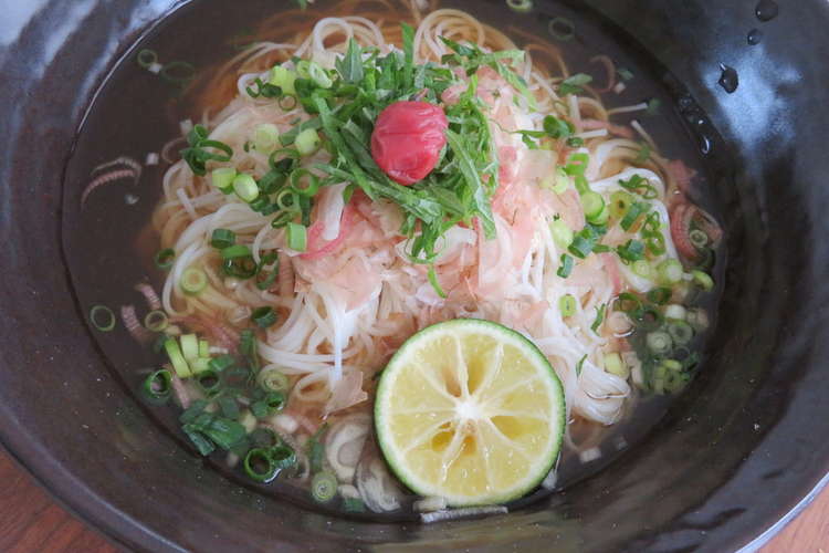 梅と薬味のぶっかけ素麺 レシピ 作り方 By はちちゃん8 クックパッド