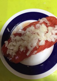 玉ねぎとトマトのサラダ