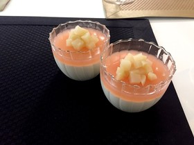 桃缶で簡単!夏のデザート☆白桃のムース