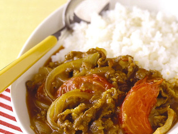牛肉とトマトのカレー