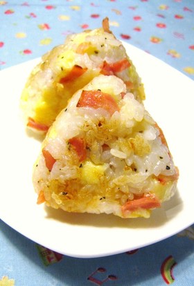 ベーコンチーズの焼きおにぎり♪