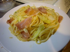 生ハムとキャベツのパスタ
