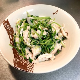 ささみと豆苗の胡麻マヨ和え