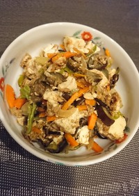 夏野菜とツナ缶の炒り豆腐