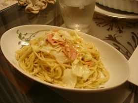 生ハムとキャベツのクリームパスタ