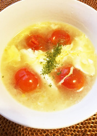 プチトマトと卵の中華スープ