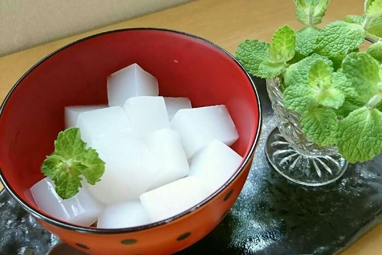カルピス寒天 レシピ 作り方 By 37 クックパッド 簡単おいしいみんなのレシピが378万品
