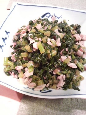 大根葉と豚肉の炒め物