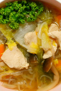 簡単！白菜と白滝 鶏むね肉の塩スープ