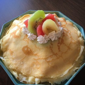 もちもち生地のフルーツミルクレープ
