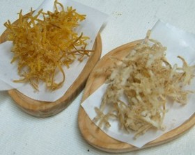 めざせひまつぶし♪大根&人参の皮チップス