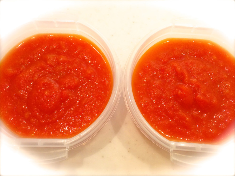 冷凍玉ねぎ絞り汁で無水トマトソースと保存の画像