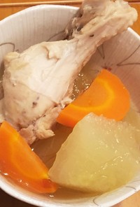 ほっこりする 白瓜とにんじんと鶏肉の煮物