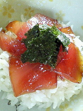 マグロ漬け丼