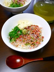 簡単!ちりめん山椒と湯葉茶漬けの写真