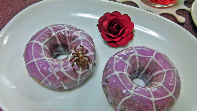 ハロウィンにも 紫芋の焼きドーナツ レシピ 作り方 By Minly3 クックパッド 簡単おいしいみんなのレシピが349万品
