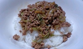 白菜とそぼろあんかけ丼★