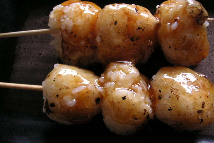 レンジで簡単タレの残りご飯みたらし団子 レシピ 作り方 By しほほ クックパッド 簡単おいしいみんなのレシピが360万品