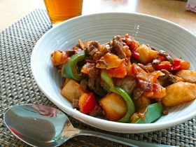 牛肉とトマトの甘辛炒め