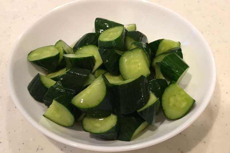 パリパリキュウリの 昆布茶の浅漬け レシピ 作り方 By クックまいななパパ クックパッド 簡単おいしいみんなのレシピが359万品