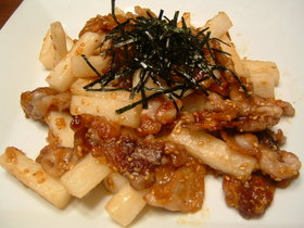 長いもと豚の梅ごまソース炒め