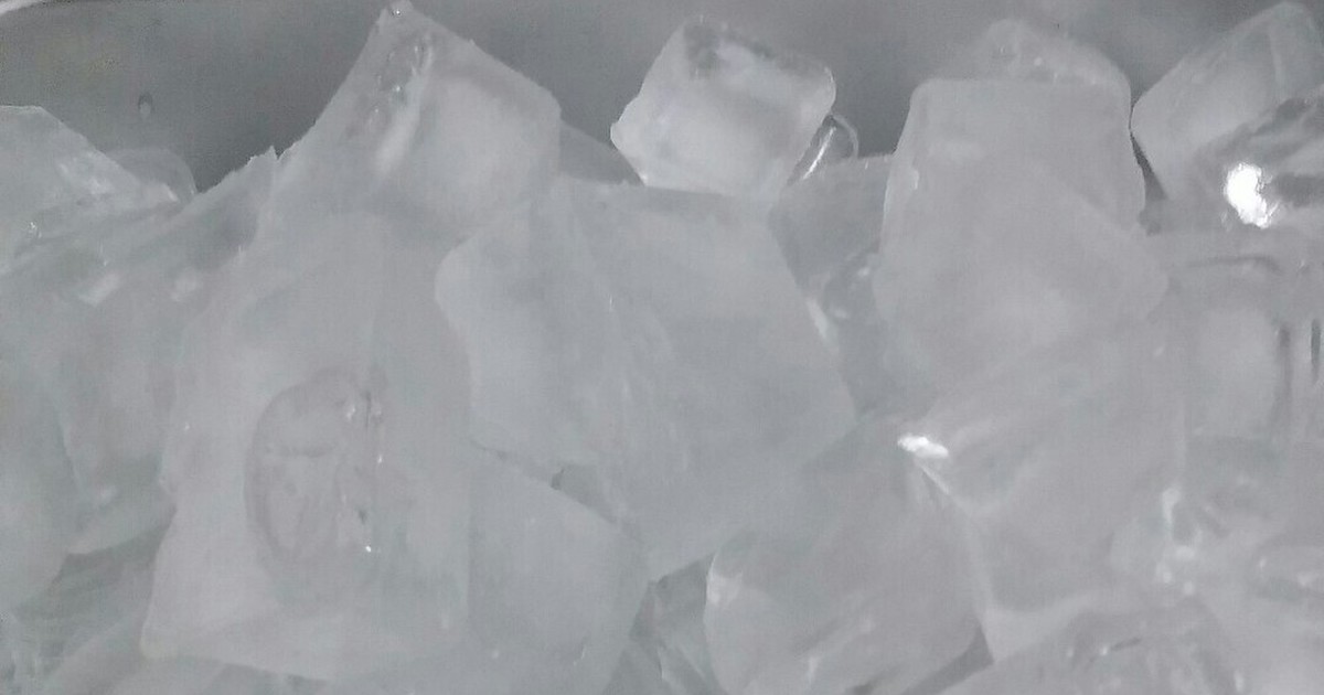 製氷皿から外し易い氷の作り方 レシピ 作り方 By にゃんこ大好き クックパッド 簡単おいしいみんなのレシピが352万品