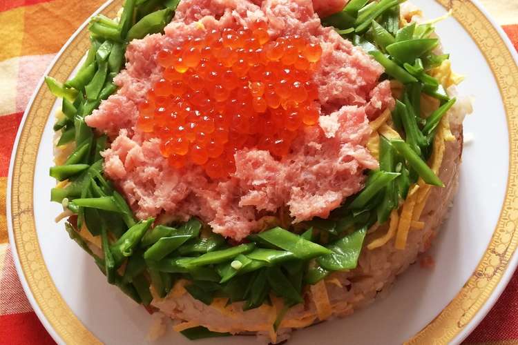 簡単 ケーキ型ちらし寿司 レシピ 作り方 By ルイージン クックパッド 簡単おいしいみんなのレシピが349万品