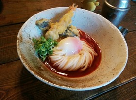 混ぜて完成冷やしぶっかけうどんトマトつゆ