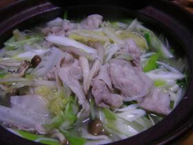 豚バラでお野菜たっぷり鍋
