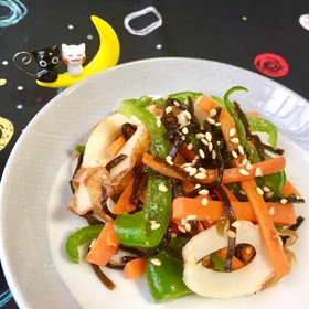 時短!ピーマン人参ちくわの塩昆布ごま和え